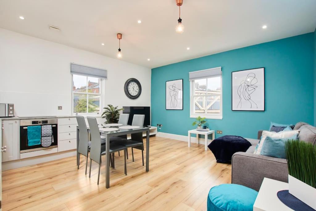 Beautiful Central Apartment Leamington Spa Extérieur photo